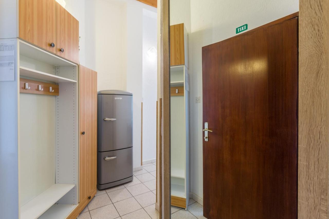 Apartments With A Parking Space Karigador, Novigrad - 2534 Exterior photo