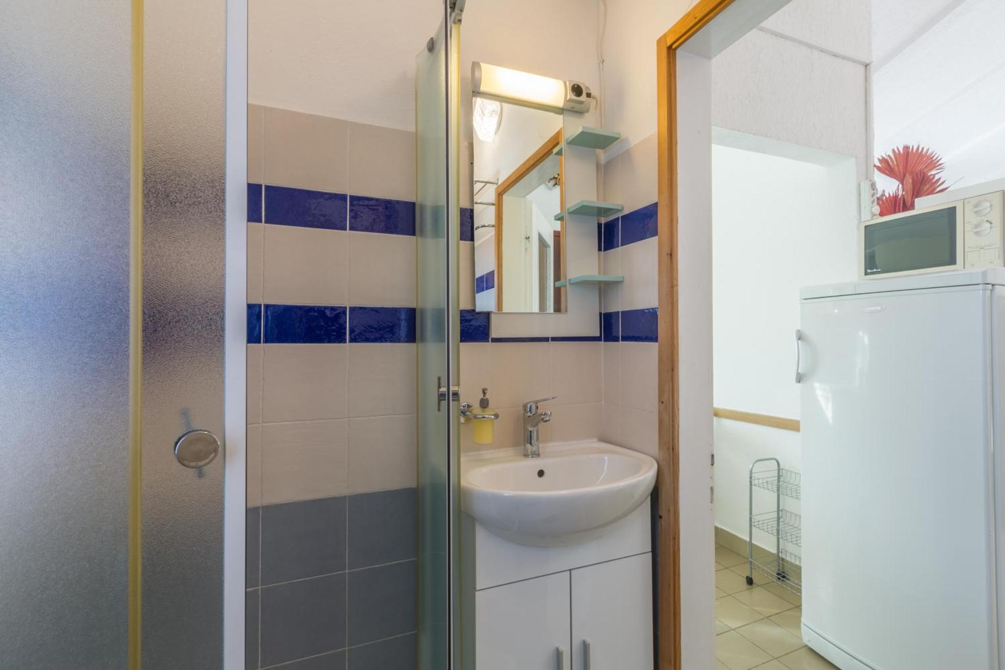 Apartments With A Parking Space Karigador, Novigrad - 2534 Room photo